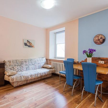 Cozy Apartments Near Olympic Stadium Kiev Eksteriør billede